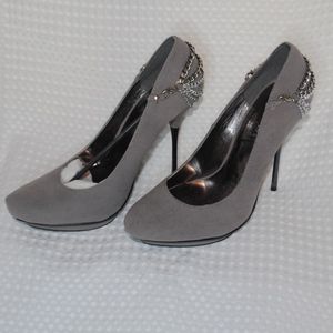 Never Worn! LUICHINY first lady